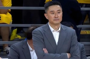 华体会体育-广东队输得冤？篮球专家：漏吹了2个违体犯规，1个技术犯规